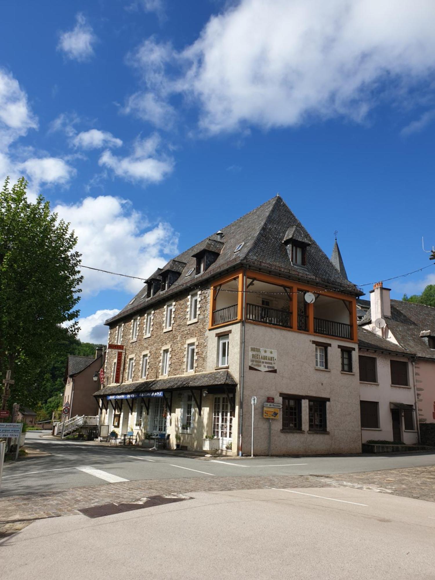 Aux Gorges Du Dourdou Hotel Conques-en-Rouergue Exterior photo